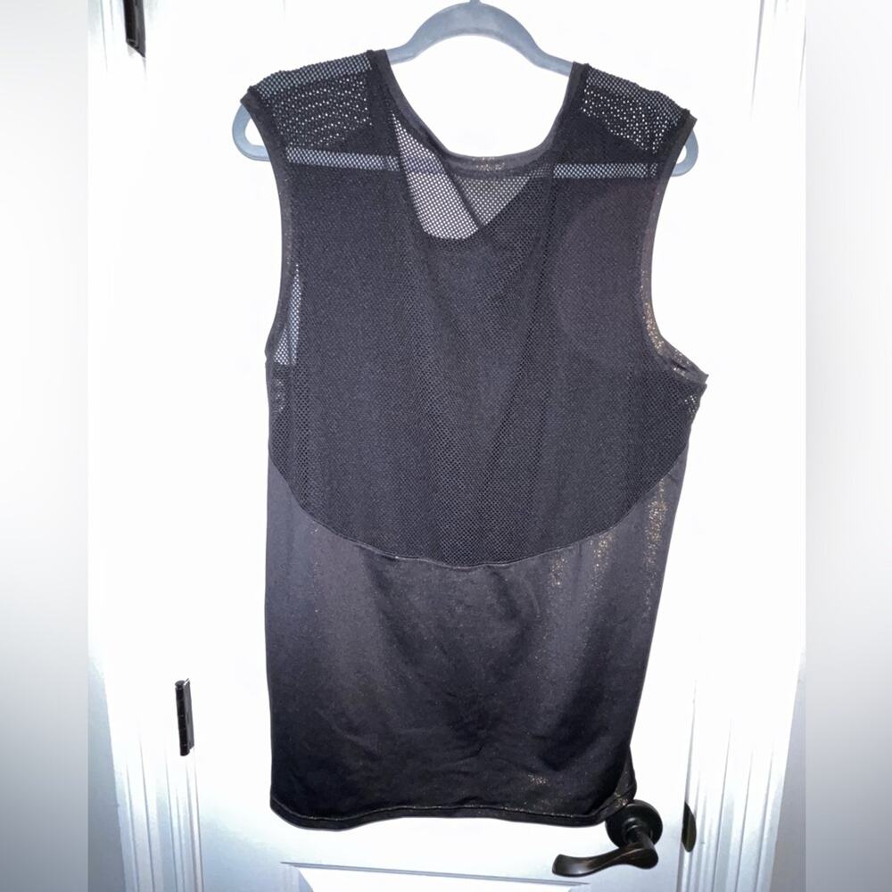 Black and Gold Workout Tank - Gold Glitter - Mesh Panel - EUC -  1X - Picture 5 of 5